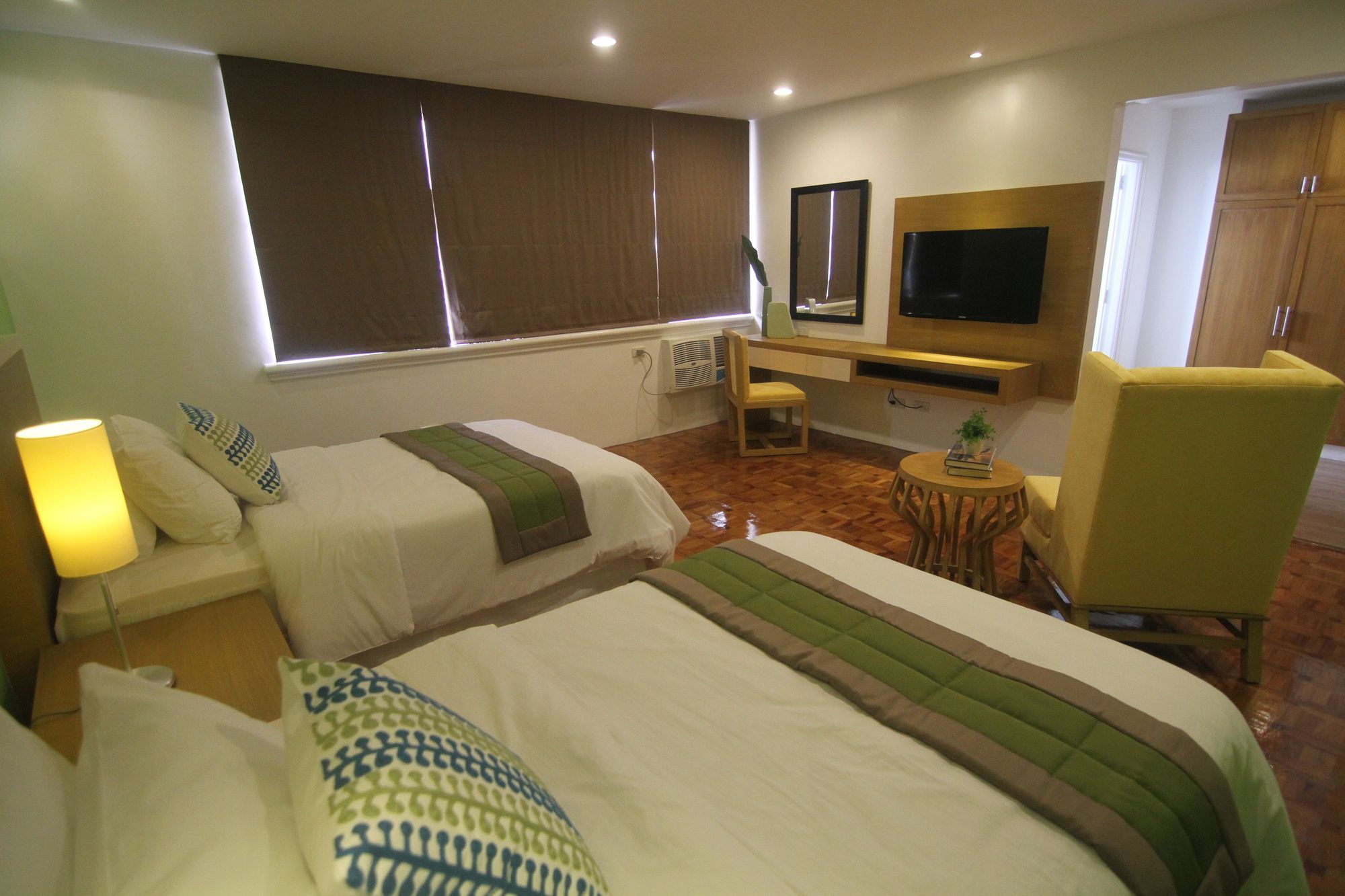 Reddoorz Plus @ Casino Street Makati Makati City Dış mekan fotoğraf
